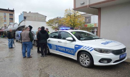 Orduda ehliyetsiz sürücü polis ekiplerinin kovalaması sonucu yakalandı