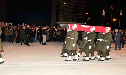 Şehit Piyade Sözleşmeli Er Çağatay Erenoğlunun cenazesi memleketi Sinopta