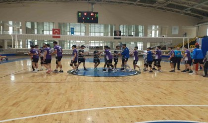 Siirt Belediyespor, Hakkariyi rahat geçti