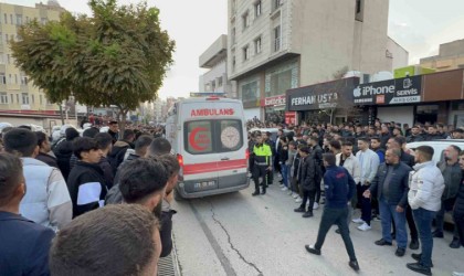 Silopide Kuran-ı Kerimi yırtan uyuşturucu bağımlısı şahsa linç girişimi