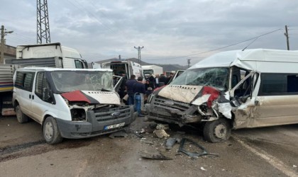 Şırnakta trafik kazası: 18 yaralı