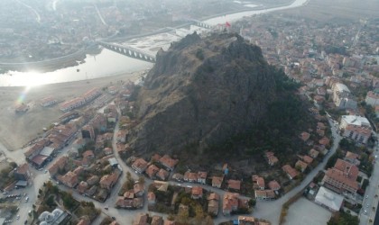 Tarihi Osmancık Kalesinin çevresi yeşil alan olacak