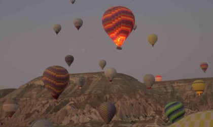 615 bin kişi Kapadokyayı kuş bakışı izledi