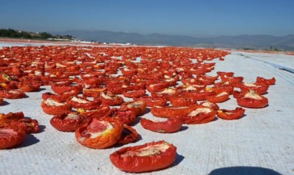 Başkan Okumuş, Türkoğlunun lezzetlerini paylaştı