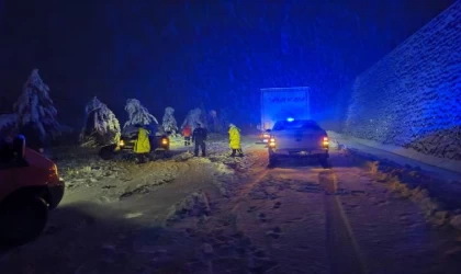 Bingöl- Erzurum kara yolu TIR trafiğine kapatıldı