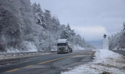 Bolu Dağı’nda kar durdu, ulaşım normale döndü