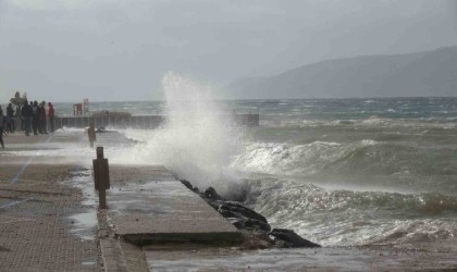 Çanakkale Valiliğinden fırtına uyarısı