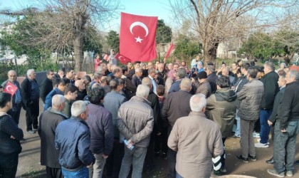 CHPli 300 partili ön seçimsiz belirlenen adaya destek vermeme kararı aldı