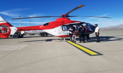 Cizrede ambulans helikopter 6 aylık Büşra için havalandı