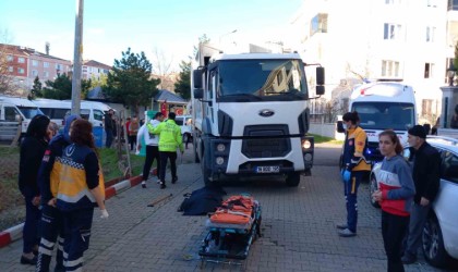 Çorluda korkunç kaza: Çöp kamyonun altında kalan yaya hayatını kaybetti