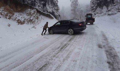 Doğa harikası Abantı görmek isterken yolda kaldılar