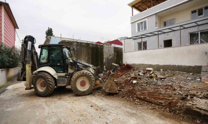 Kahramanmaraşta mahalleler İnşaat atıklarından temizleniyor