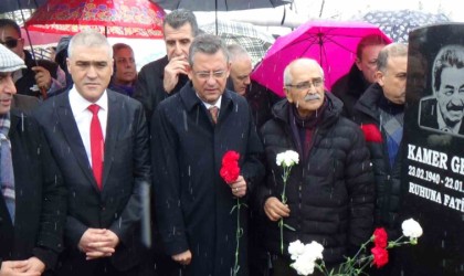 Kamer Genç anmasına katılan CHP Genel Başkanı Özgür Özel: Kamer Gençin hikayesi, cumhuriyetin hikayesidir