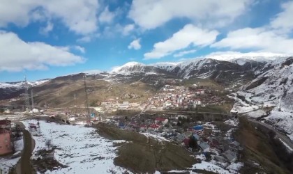 Pülümürde konteyner kent çalışmaları sürüyor