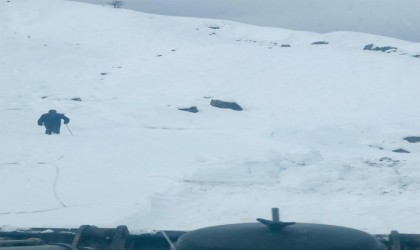 Siirtte üç ilçenin kardan kapanan yolları ulaşıma açıldı