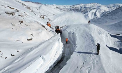 Şırnakta kar kalınlığı 2 metreyi geçti