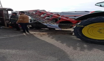 Traktöre çarpan hafif ticari aracın sürücüsü polis memuru öldü