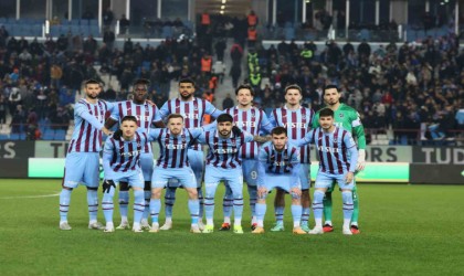 Trendyol Süper Lig: Trabzonspor: 1 - Kasımpaşa: 0 (İlk yarı)