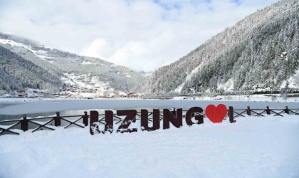 Uzungöl buz tuttu