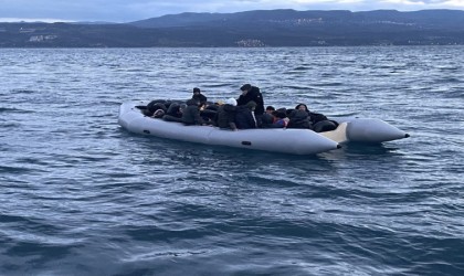 Yunan unsurlarınca ölüme terk edilen 37 kaçak göçmen kurtarıldı