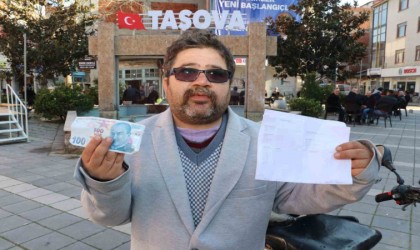 100 lira borç para istedi, hesabına 100 bin lira yattı: “Haram para yiyemem”