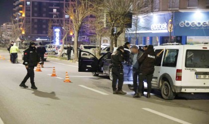 Aksaray polisinden şehir genelinde şok uygulama