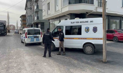 Aksarayda 3. kattan düşen cam balkon ustası yaşam mücadelesini kaybetti