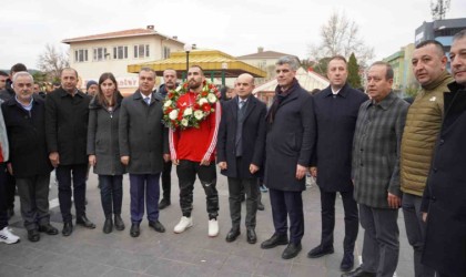 Avrupa Şampiyonu Güreşçi Feyzullah Aktürke Çanda coşkulu karşılama