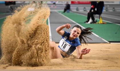 Bilecikli sporcu Hayriye Nur Arı, gümüş madalya kazandı