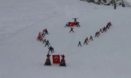 Hakkari’nin 2 bin 800 rakımlı kayak merkezinde festival