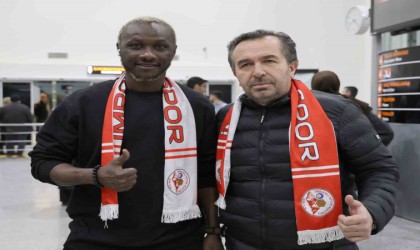 İmranlısporun yeni transferi Yattara, Sivasa geldi