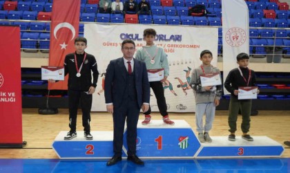 Okul Sporları Güreş Türkiye Şampiyonası, Niğdenin ev sahipliğinde başladı