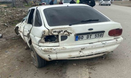 Osmaniyede kontrolden çıkan otomobil takla attı:1 yaralı