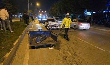 Tokatta traktör otomobille çarpıştı: 1 yaralı