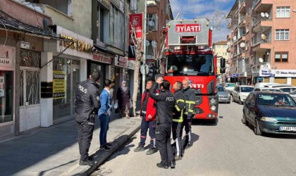 Yakınları haber alamadı, evde uyurken bulundu