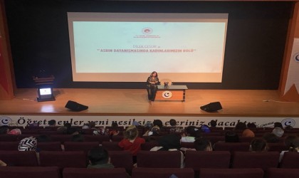 Adıyamanda “Asrın Dayanışmasında Kadınlarımızın Rolü” konulu konferans