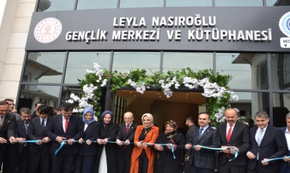 Bakan Kacır: TEKNOFESTle gençlerimizi geleceğin dünyasına hazırlıyor, bilim ve teknoloji yolculuğunda onların yanında yer alıyoruz”