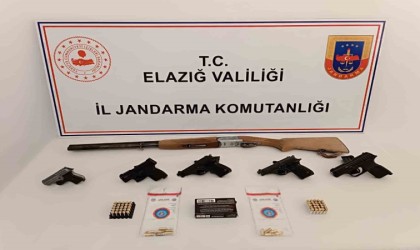 Elazığda ruhsatsız silah operasyonu