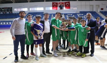 Hakkaride futsal müsabakaları sona erdi