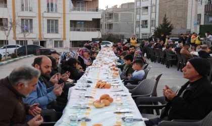 Haliliyede Ramazan bereketi iftar sofrası ile yaşatılıyor