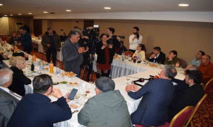 İbrahim Sezer, gazetecilerle iftarda bir araya geldi