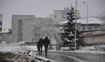 Kars baharda kışı yaşıyor