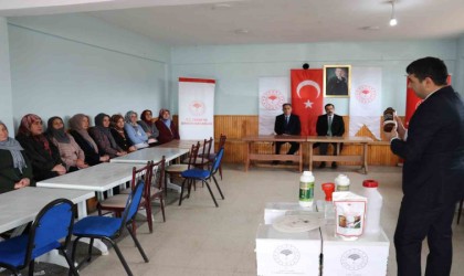 Karslı kadın çiftçiler Sağım Hijyeni ve Sanitasyon kursunu tamamladı