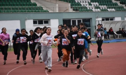 Karsta atletizm yarışları yapıldı