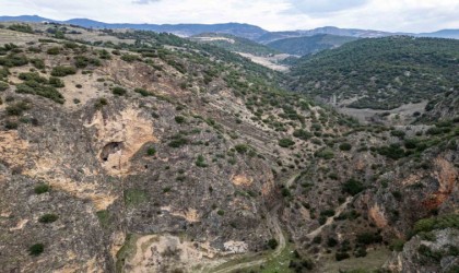 Nuh tufanında sığınak olarak kullanıldığı iddia edilen mağara keşfedilmeyi bekliyor