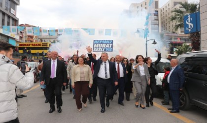 Sesli binlerce kişiye seslendi: “Seçimi alıyoruz”