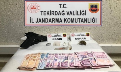 Tekirdağda jandarma uyuşturucuya geçit vermiyor: 13 gözaltı