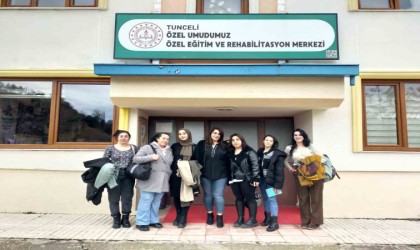 Üniversite öğrencilerinden rehabilitasyon merkezine ‘Gönüllülük yolculuğu