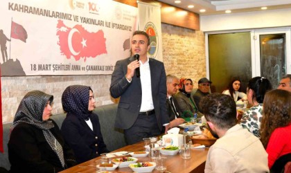 Vali Çiçek, şehit aileleri ve gaziler onuruna iftar yemeği verdi