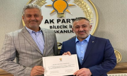 Vezirhan AK Parti Belde Başkanı Erkan Eren oldu